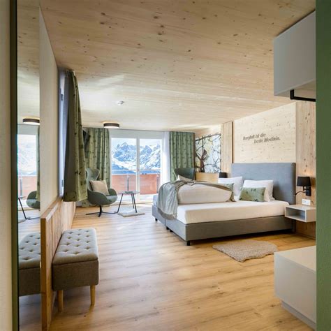 alphotel biel|Alp Biel.